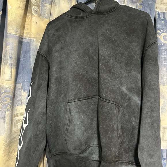 Hoodies - Picture 4 of 5